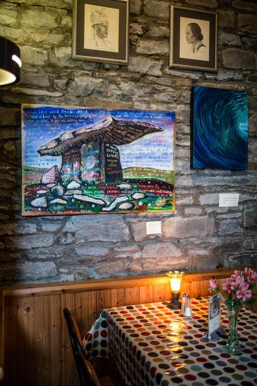 Byrnes Wine Dine Stay Ennistimon Exteriör bild